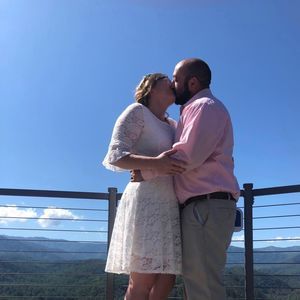 Meet your Posher, Hayley